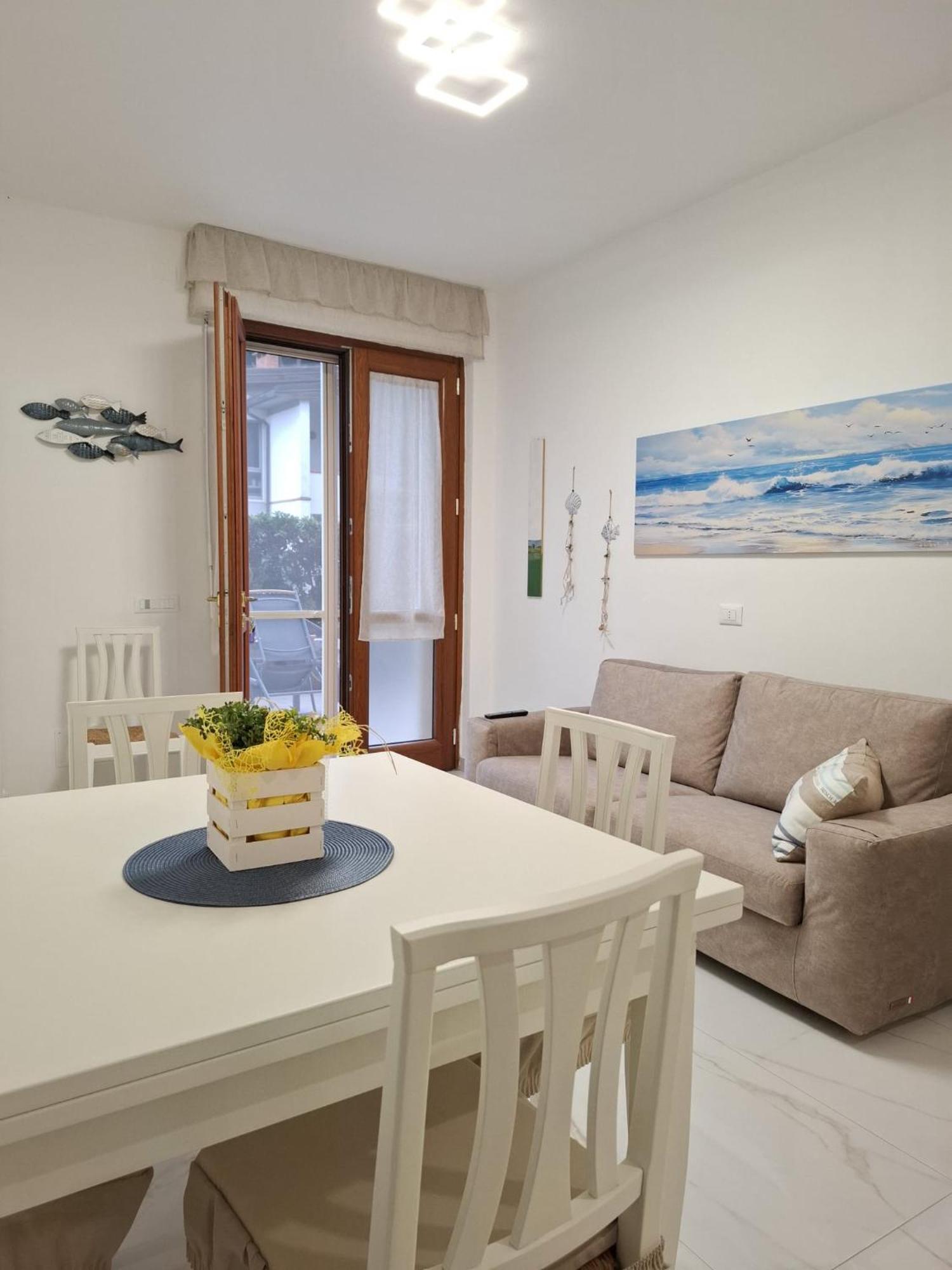 Casa Del Sole Apartments With Garden Marina Di Pisa Exterior photo
