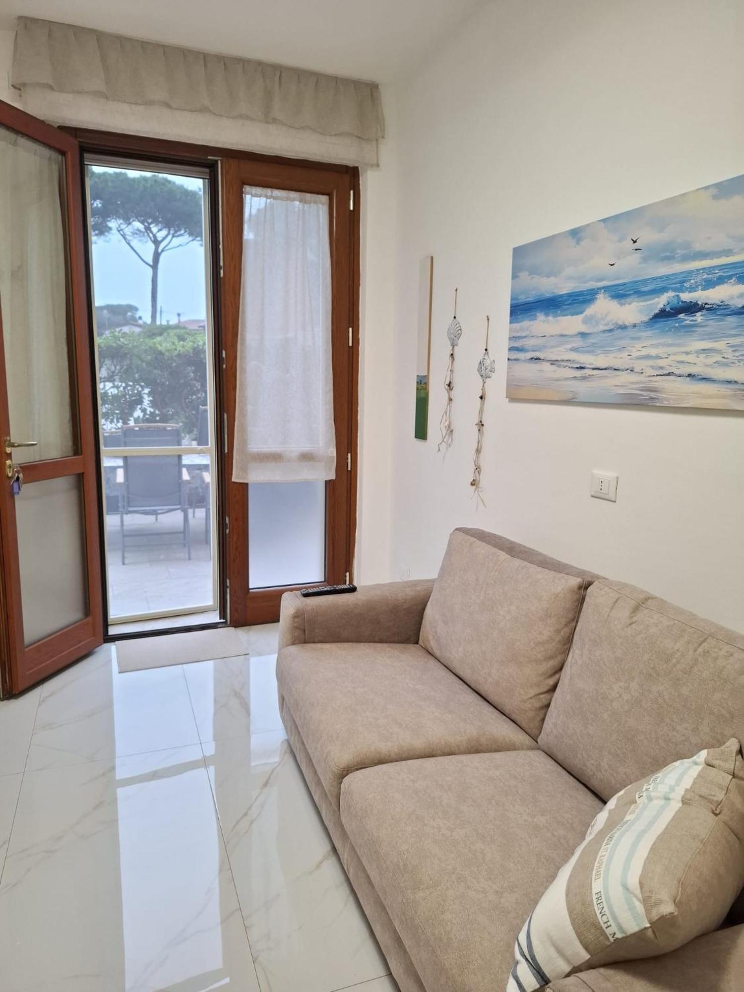 Casa Del Sole Apartments With Garden Marina Di Pisa Exterior photo
